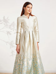 Exquisite Embroidery Wide-Armlet Dress