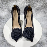 Rose Noir Stilettos Heel