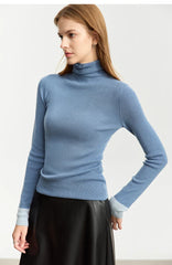 Spliced Turtleneck Pullover Sweaters