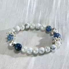 Blue Kyanite White Howlite Pearl Bow Beaded Bracelet, Calming Energy Crystal Bracelet for Women, Dainty Daily Wear Jewelry Gift