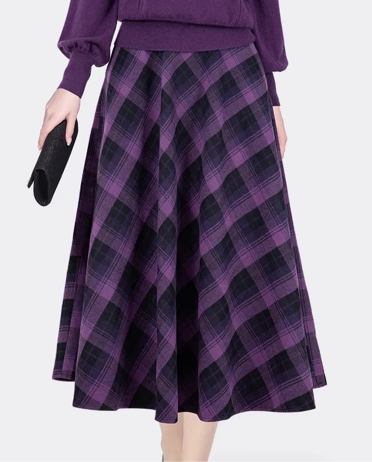 Elegant Pleated Woolen Skirt
