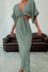 Solid Hollowed Out Frenulum V Neck One Step Skirt Dresses(3 Colors)
