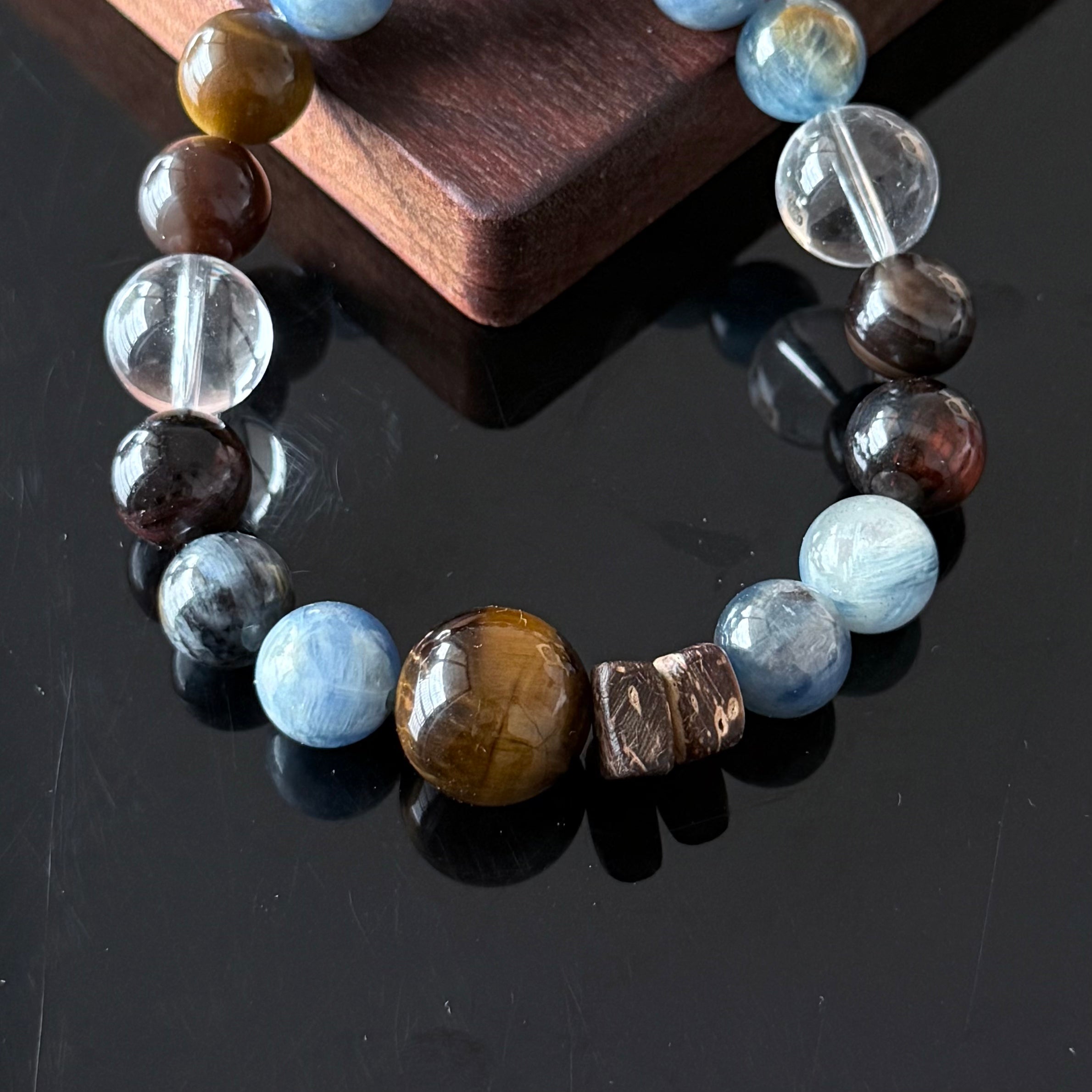 Aquarius Zodiac Crystal Bracelet – Blue Kyanite, Tiger’s Eye & Clear Quartz Energy Bracelet
