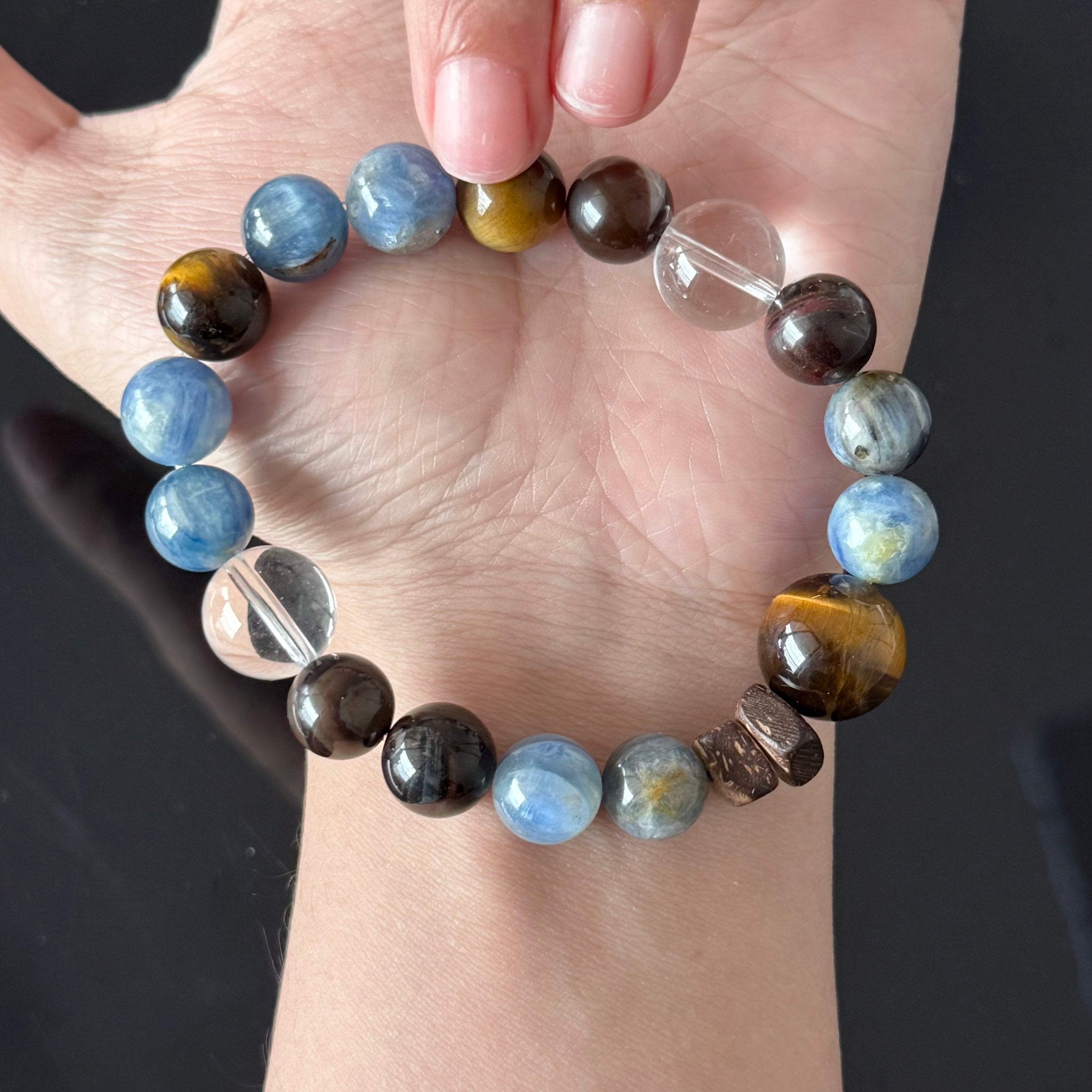 Aquarius Zodiac Crystal Bracelet – Blue Kyanite, Tiger’s Eye & Clear Quartz Energy Bracelet