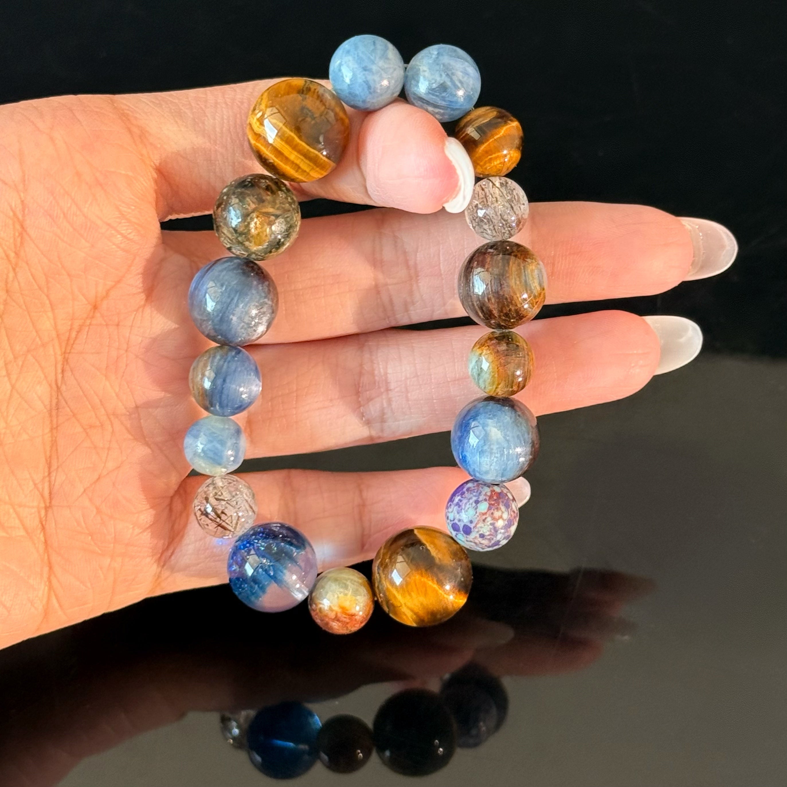 Leo Zodiac Crystal Bracelet – Tiger’s Eye Multi-Stone Energy & Confidence Bracelet