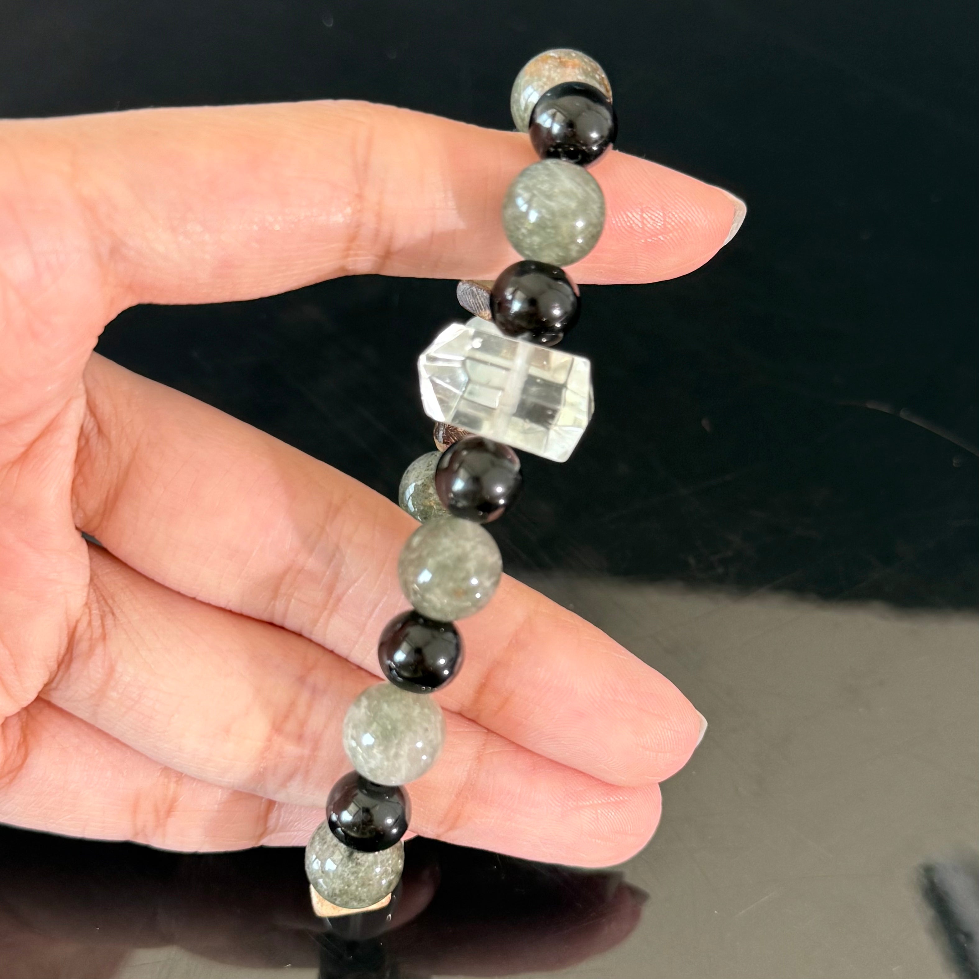 Capricorn Healing Crystal Bracelet