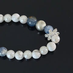 Blue Kyanite White Howlite Pearl Bow Beaded Bracelet, Calming Energy Crystal Bracelet for Women, Dainty Daily Wear Jewelry Gift