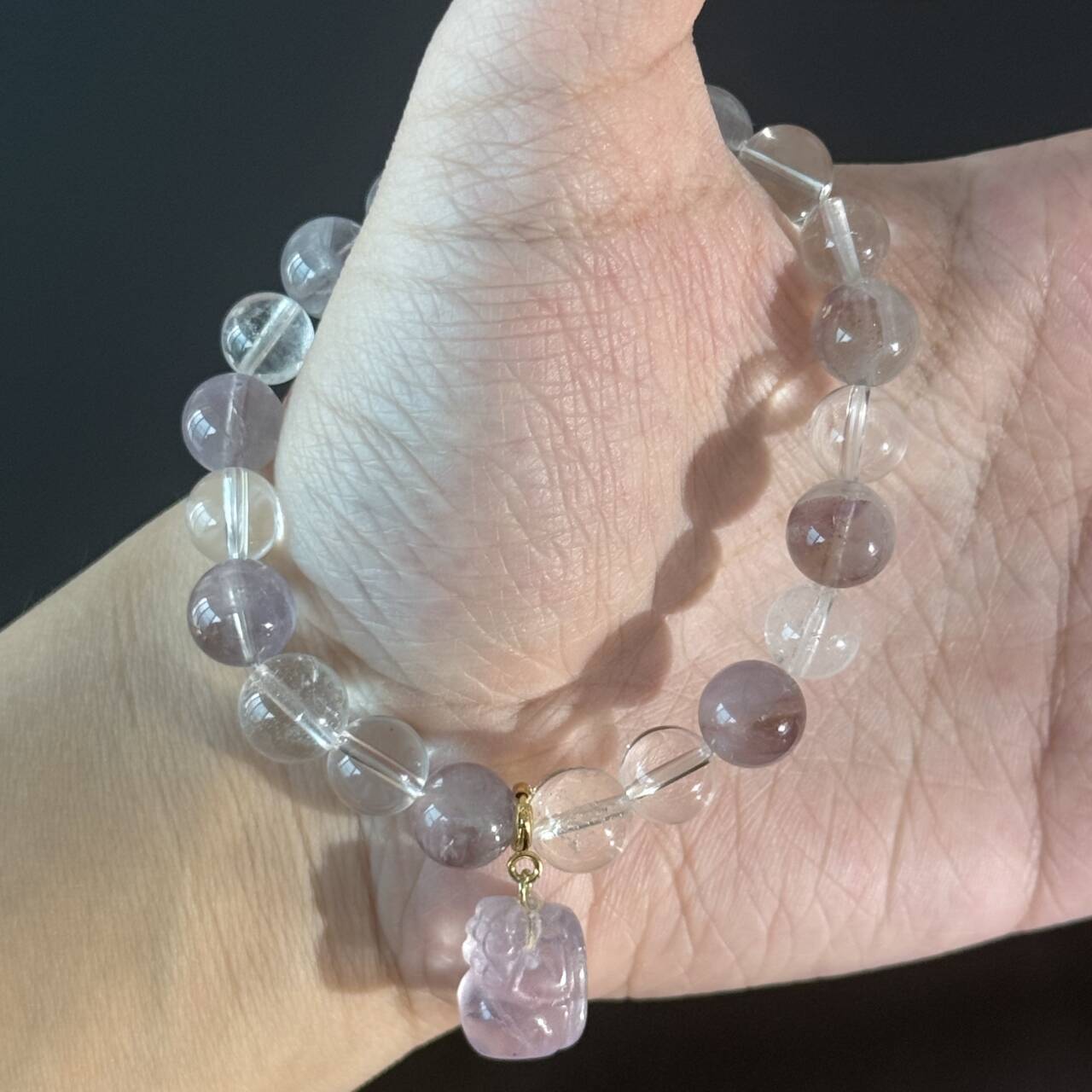 Elegant Clear Quartz & Amethyst Beaded Bracelet with Purple Charm – Minimalist Crystal Healing Jewelry