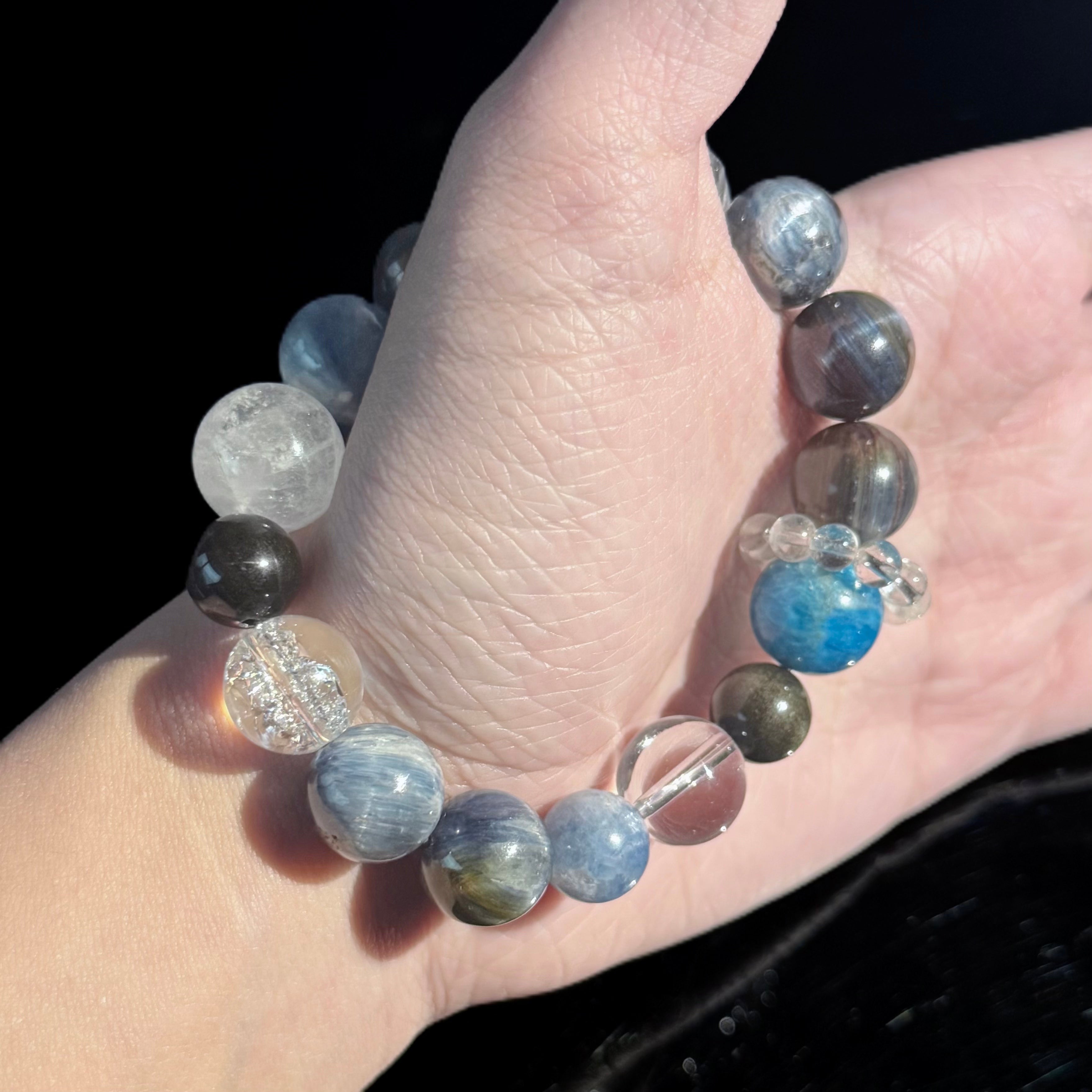 Aquarius Crystal Bracelet – Blue Apatite & Clear Quartz Healing Bracelet