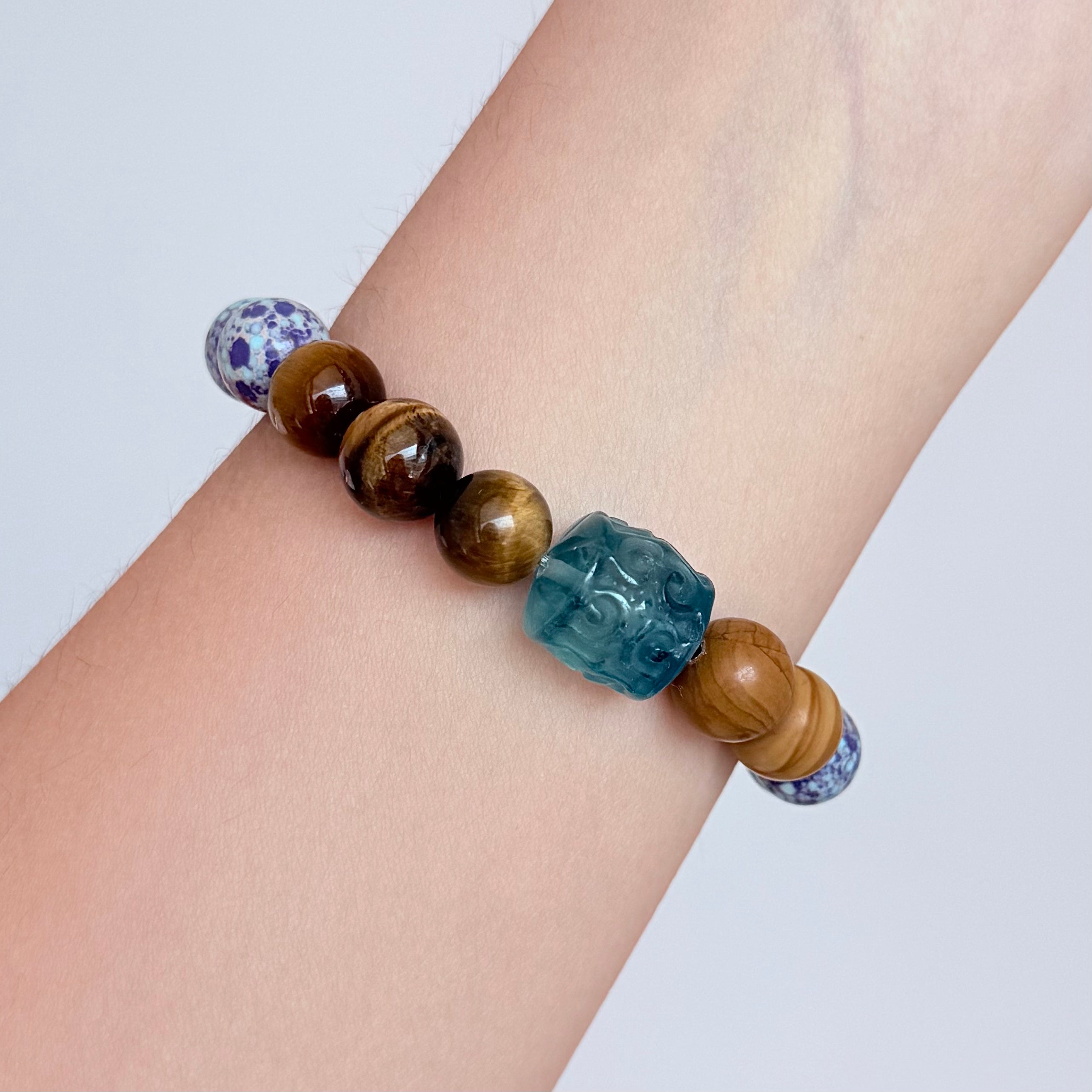 Multi-Gemstone Bracelet with Tiger’s Eye, Malachite & Clear Quartz