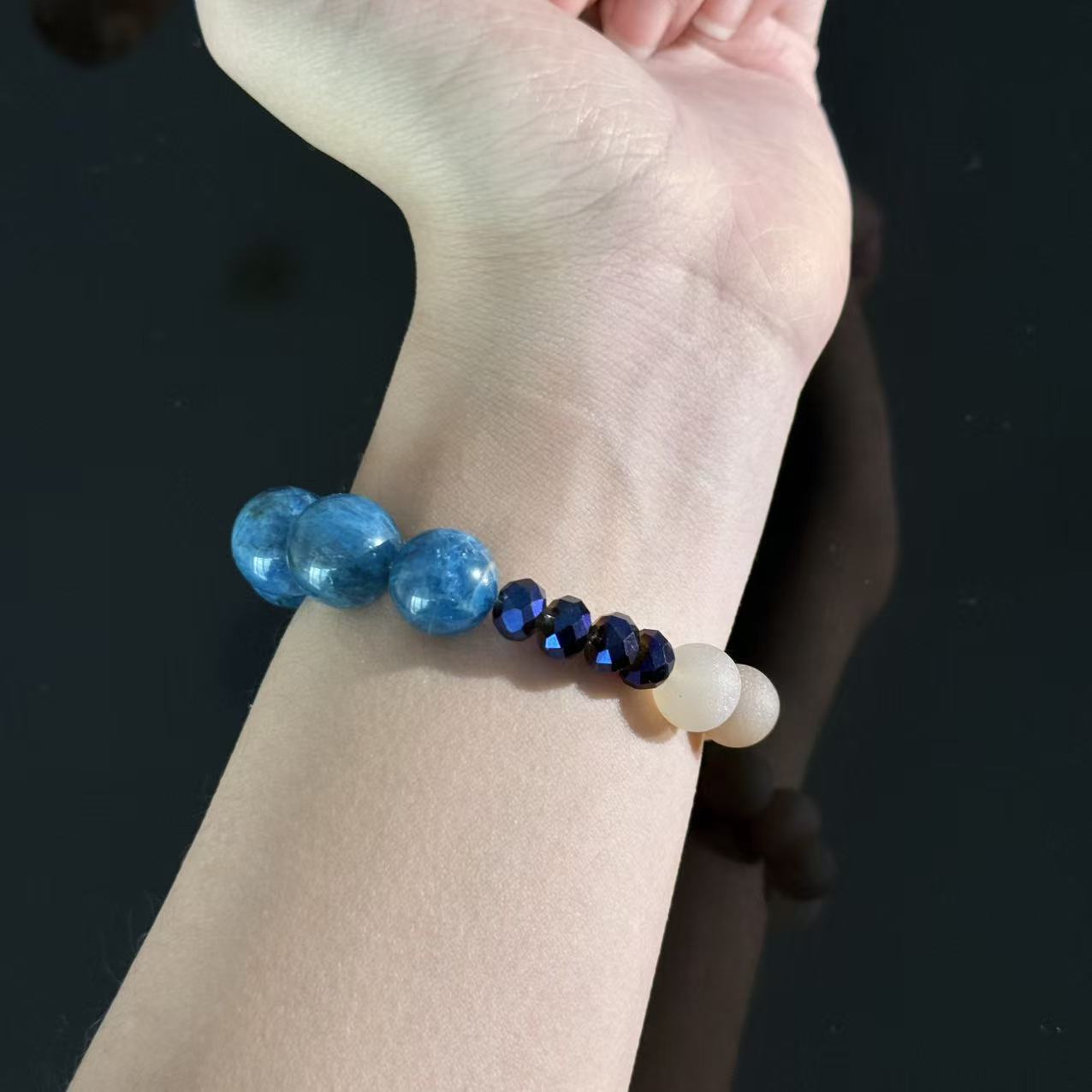 Handcrafted Blue Apatite & Frosted Agate Crystal Bracelet — White Crystal & Faceted Glass Bead Energy Healing Bracelet