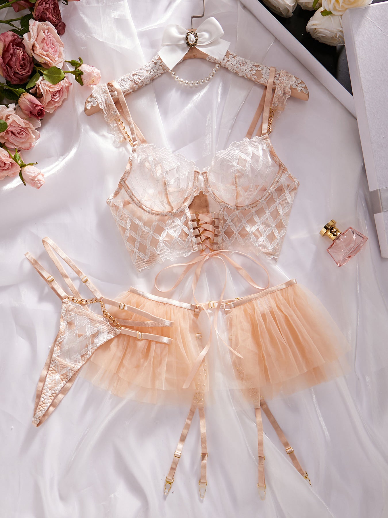 Floral Diamond Quilted Embroidery Strappy Mesh Tutu Dress Lingerie Sets For Women Sexy
