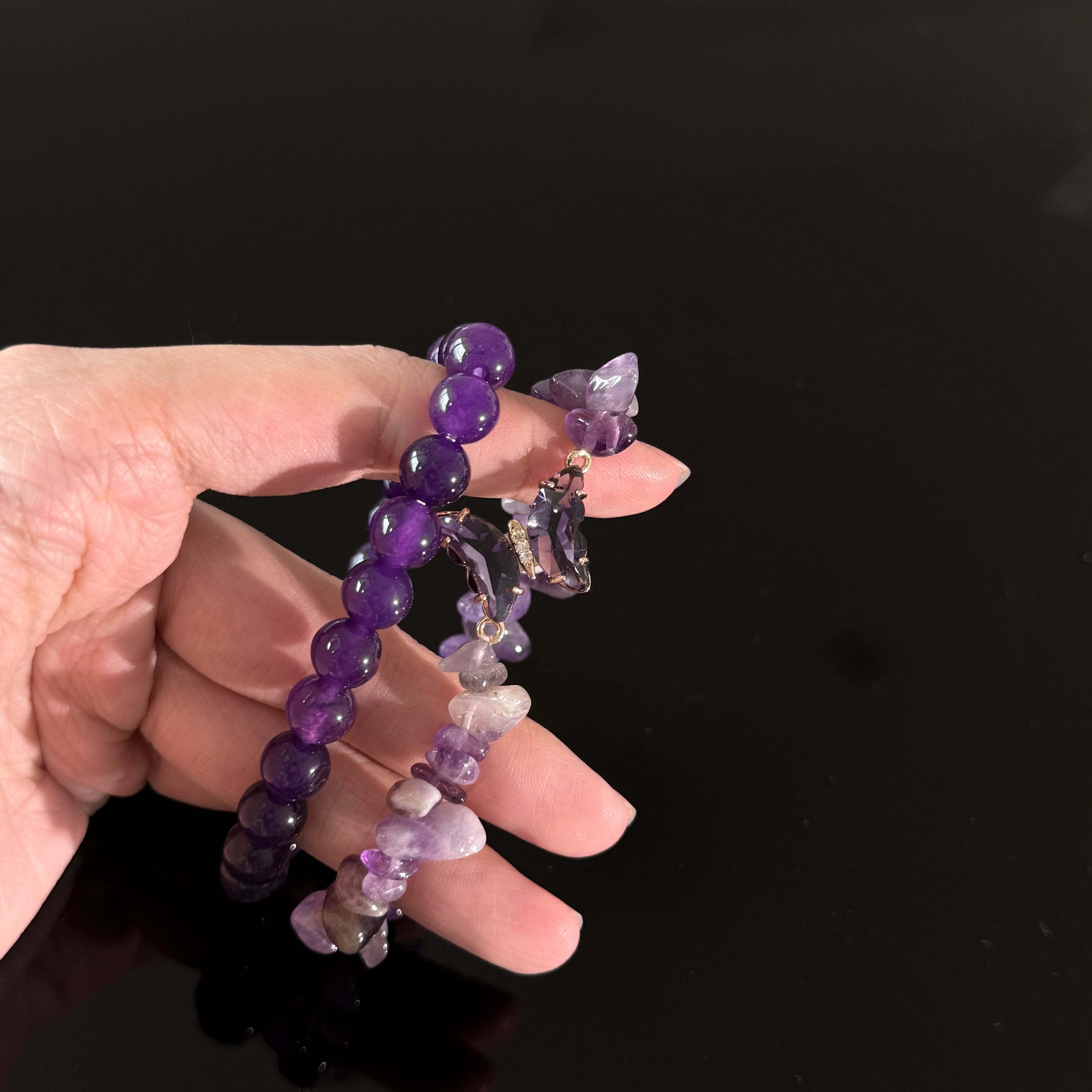 Pisces Zodiac Amethyst Bracelet – Purple Crystal Healing Bracelet with Butterfly Charm
