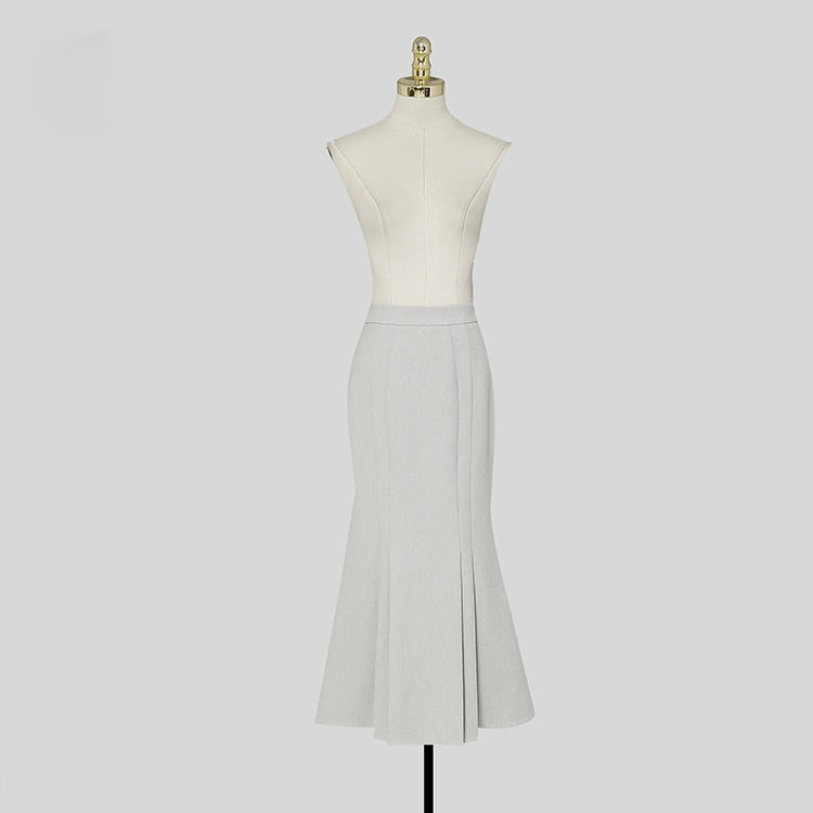 Blazing Single-Breasted Skirt Suit