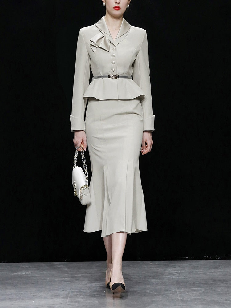 Blazing Single-Breasted Skirt Suit