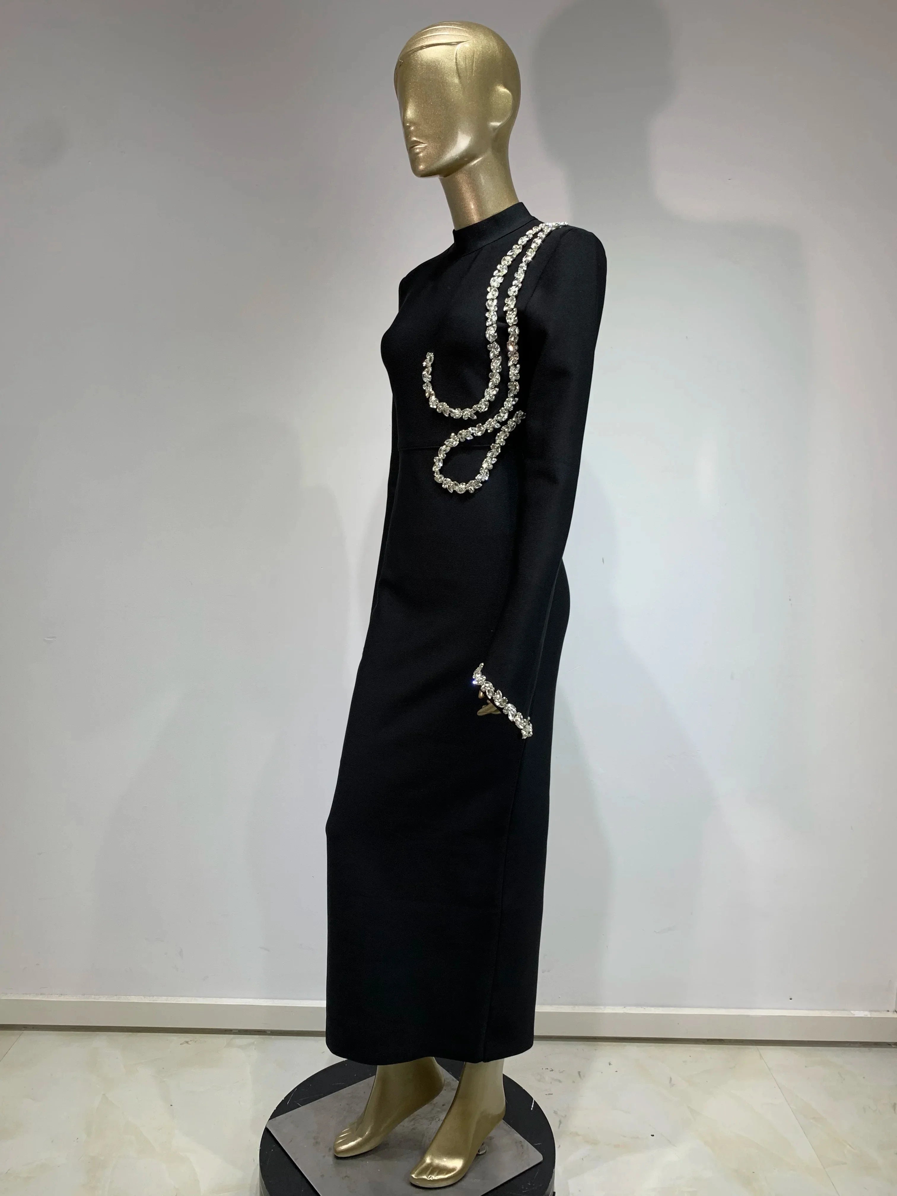 Diamonds Long Sleeves Maxi Dress