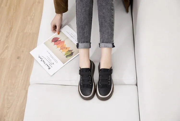 Classic Genuine Leather Flat Sneakers