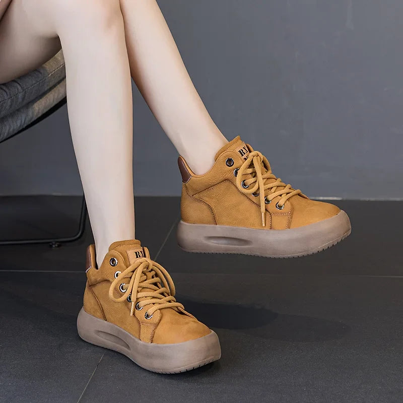 Lace-Up High Top Casual Boots