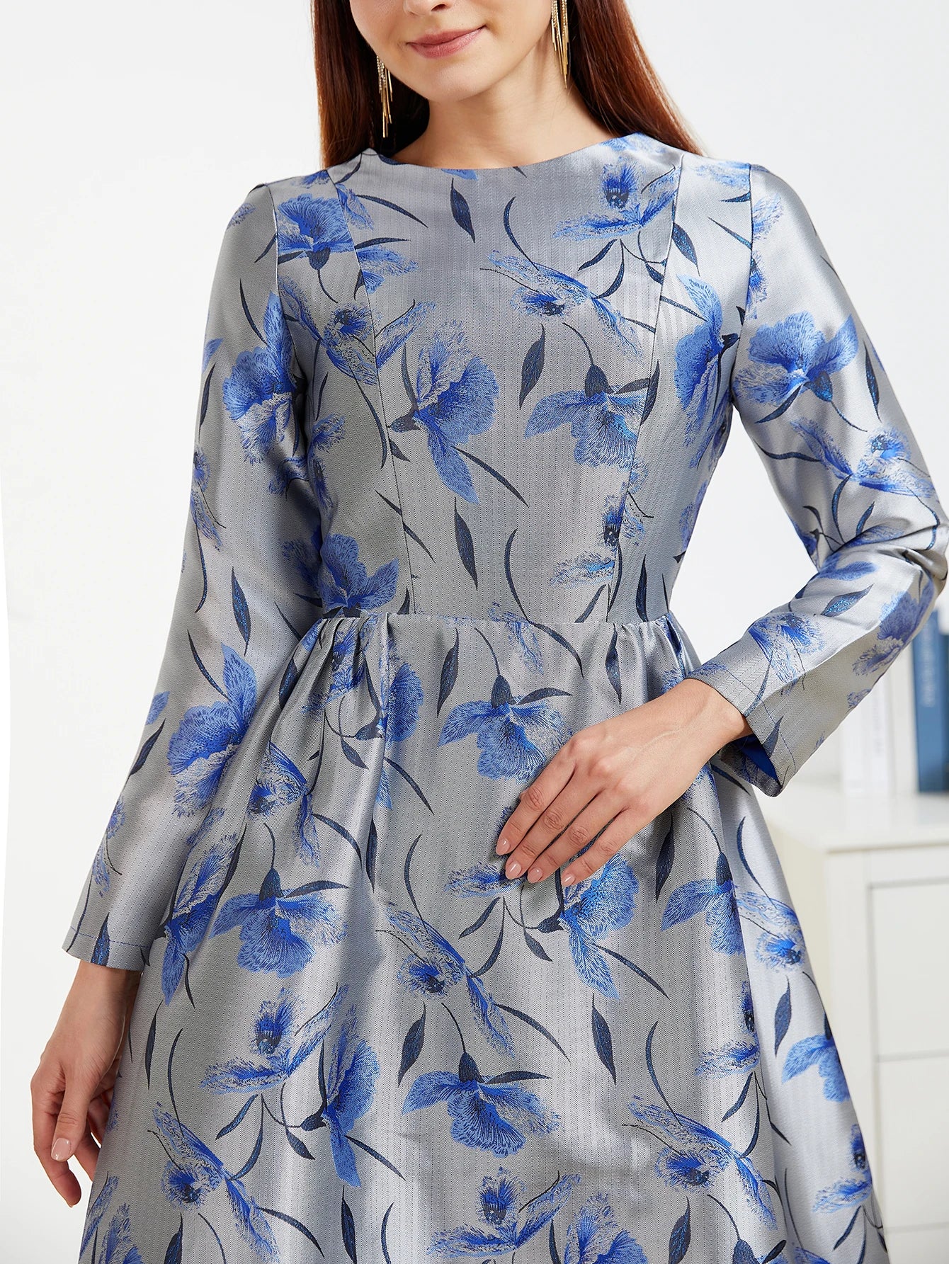 Elegant Floral Jacquard Maxi Dress
