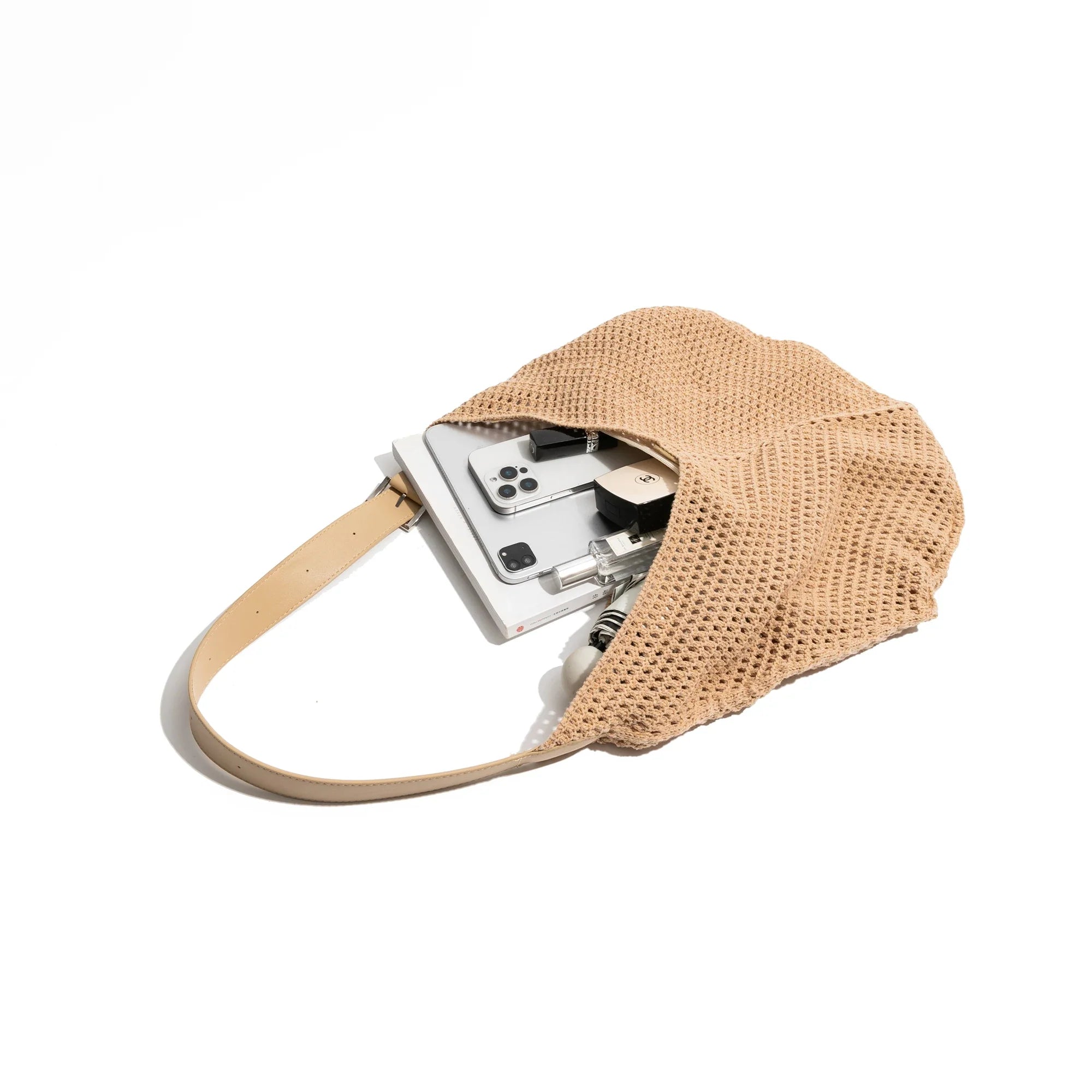 Stylish Hollow Out Shoulder Bag