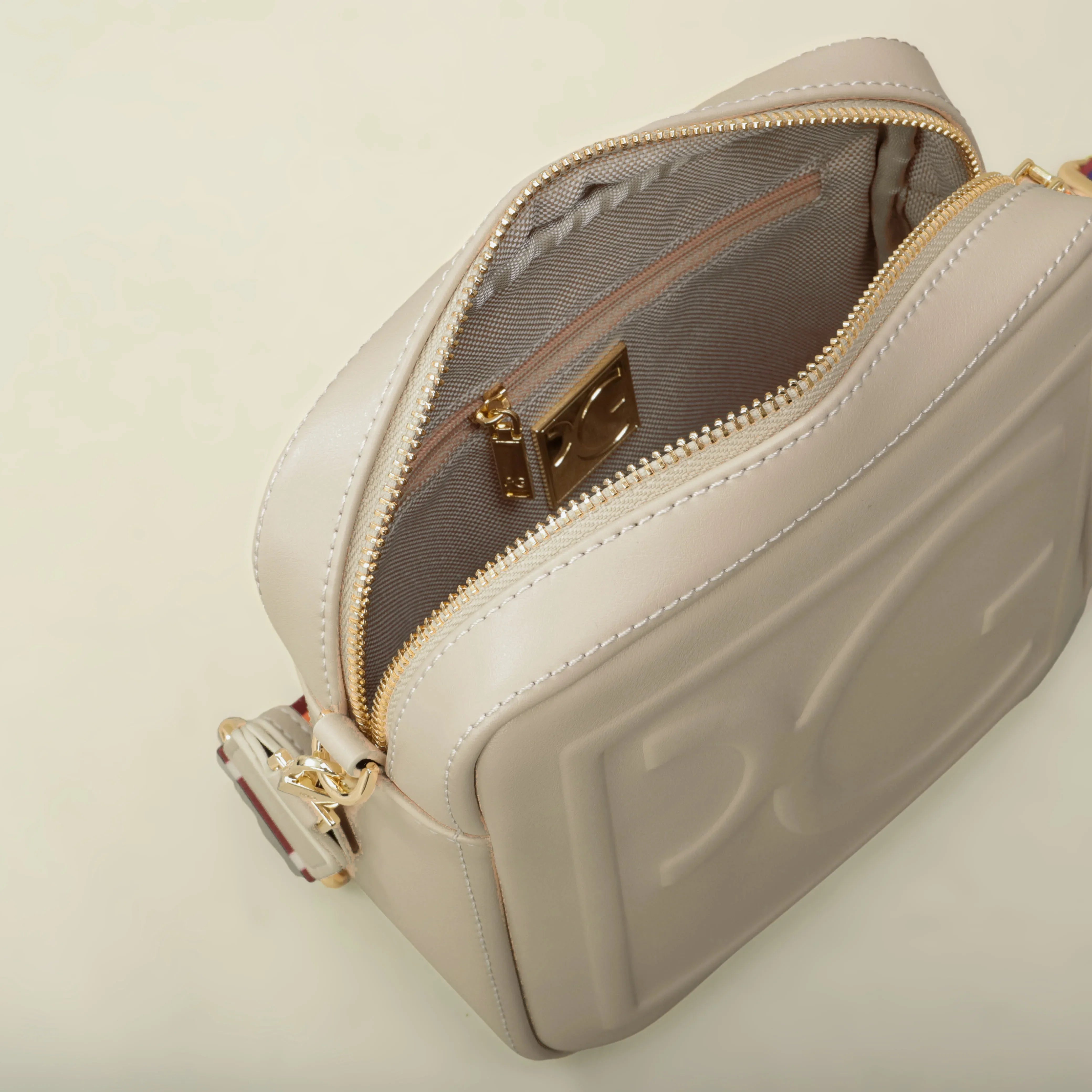 High Quality Lightweight Crossbody Bag