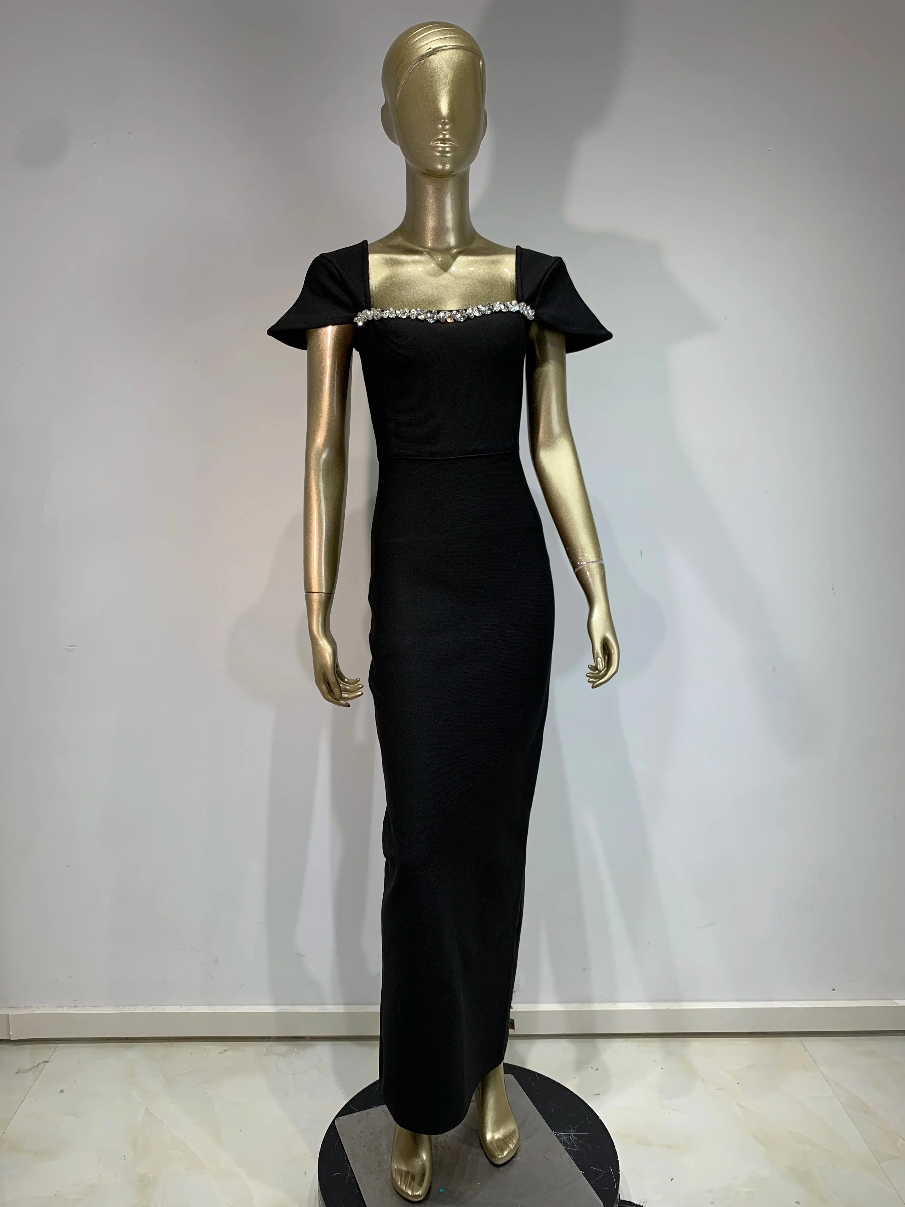 Glamorous Square Collar Diamond Maxi Dress