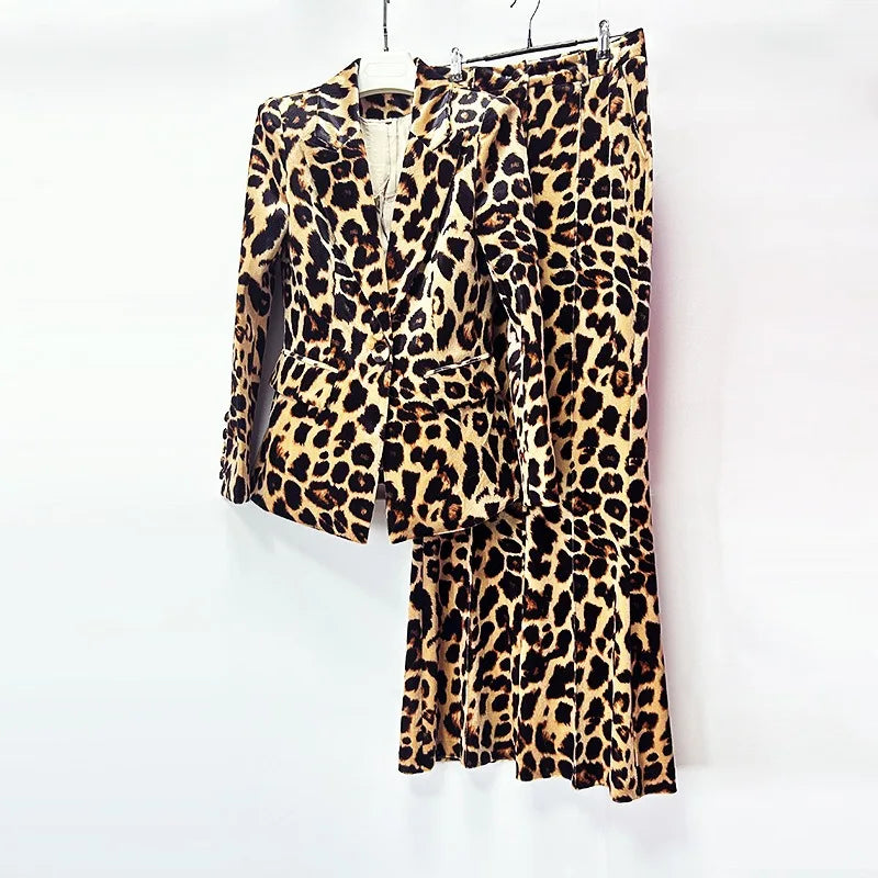 Luxury Velvet Blazer and Pants Suit