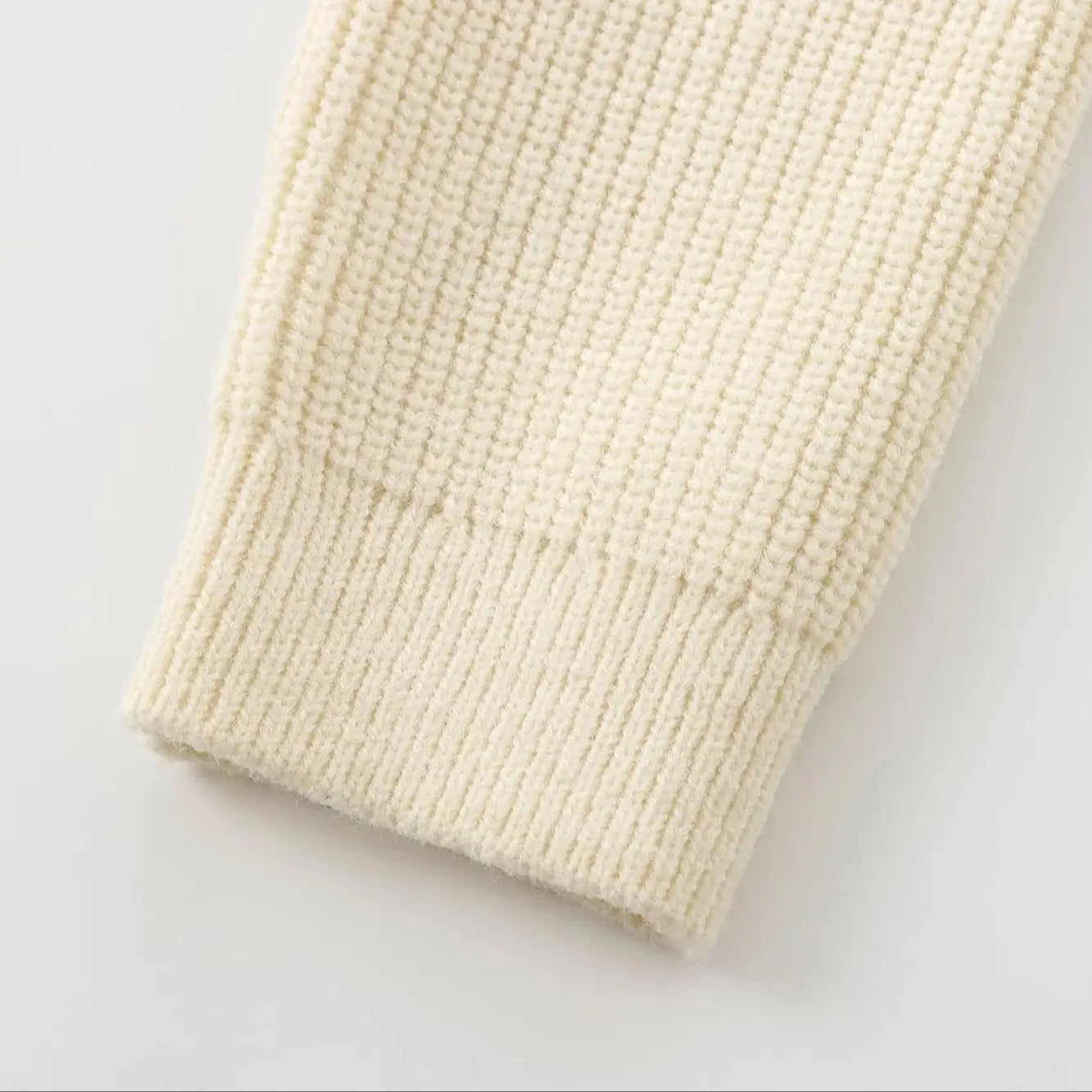 Vintage O-Neck Knitted Cardigan