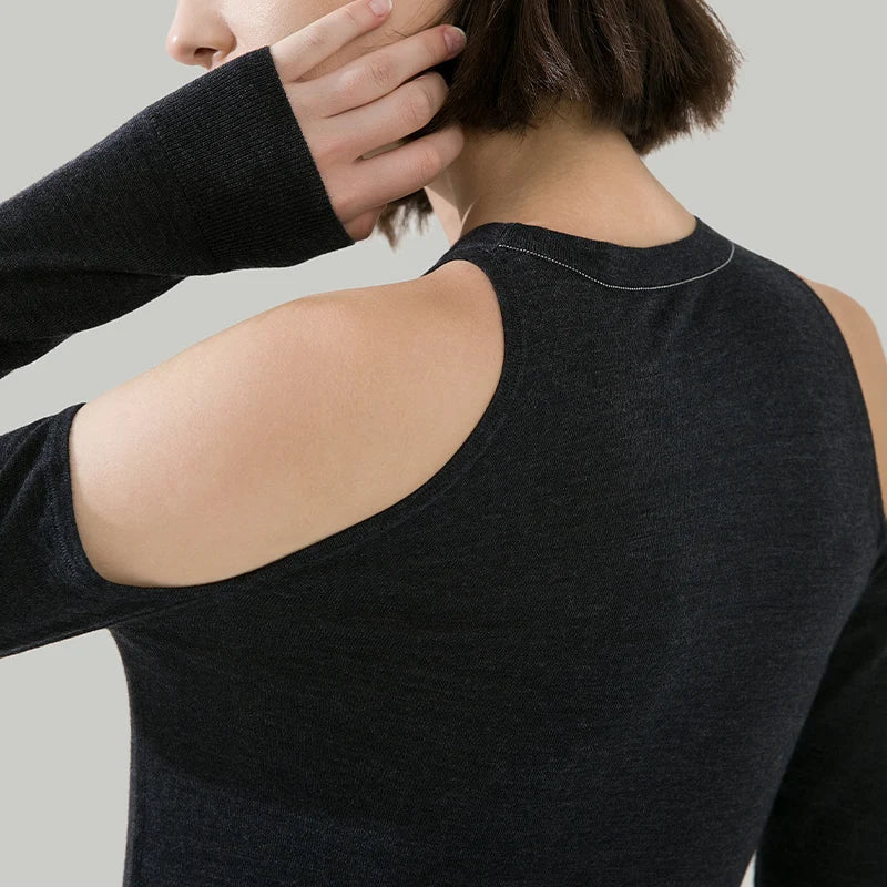 Off-shoulder Thin Top Sweater