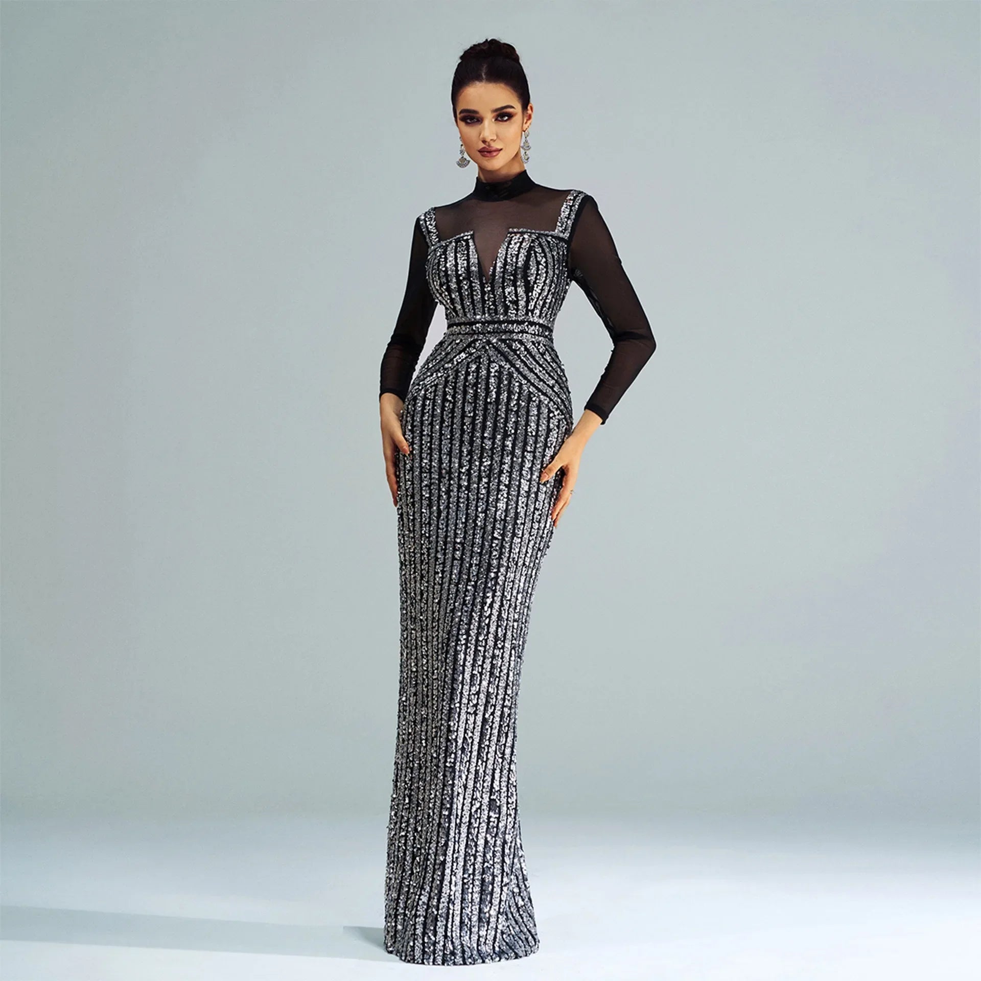 Stunning Hip-hugging Maxi Dress
