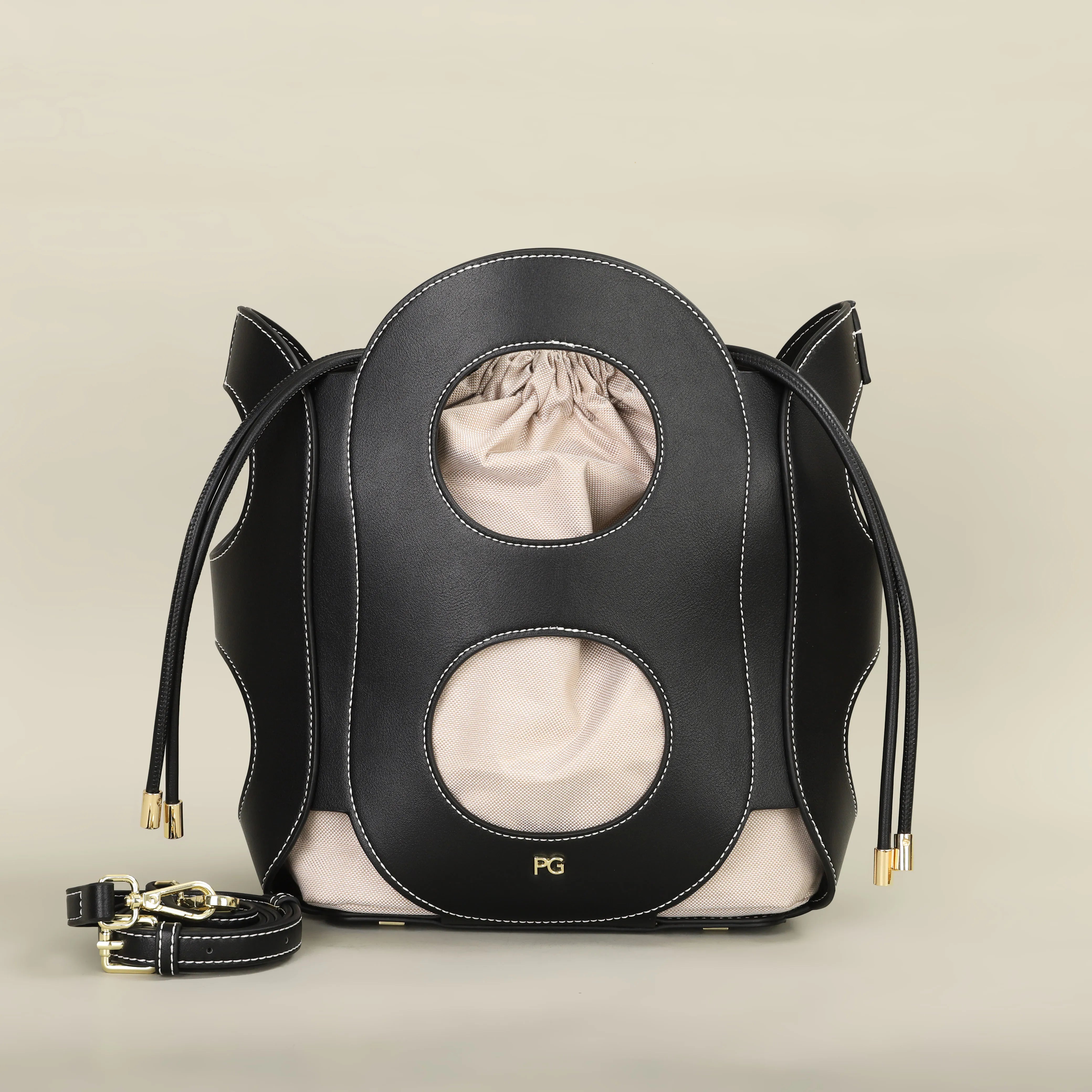 Atmosphere Hollow Handbag