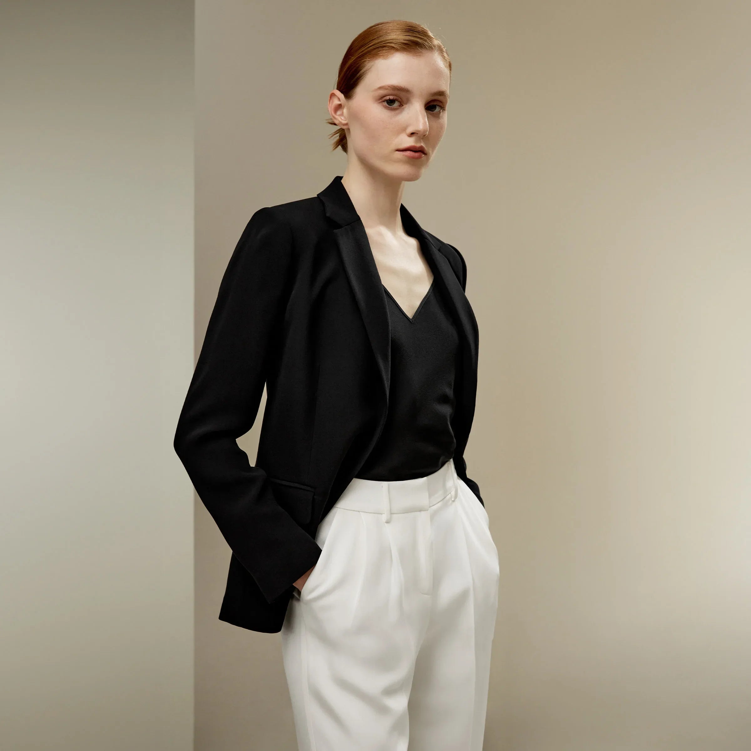 Half-lined Crepe Sleek Blazer