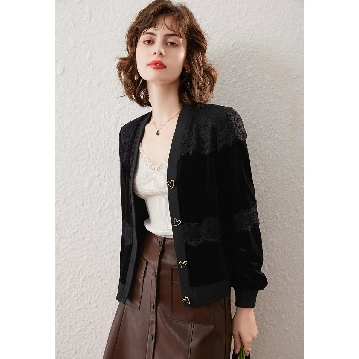 Elegant Love Shape Buttons Cardigan
