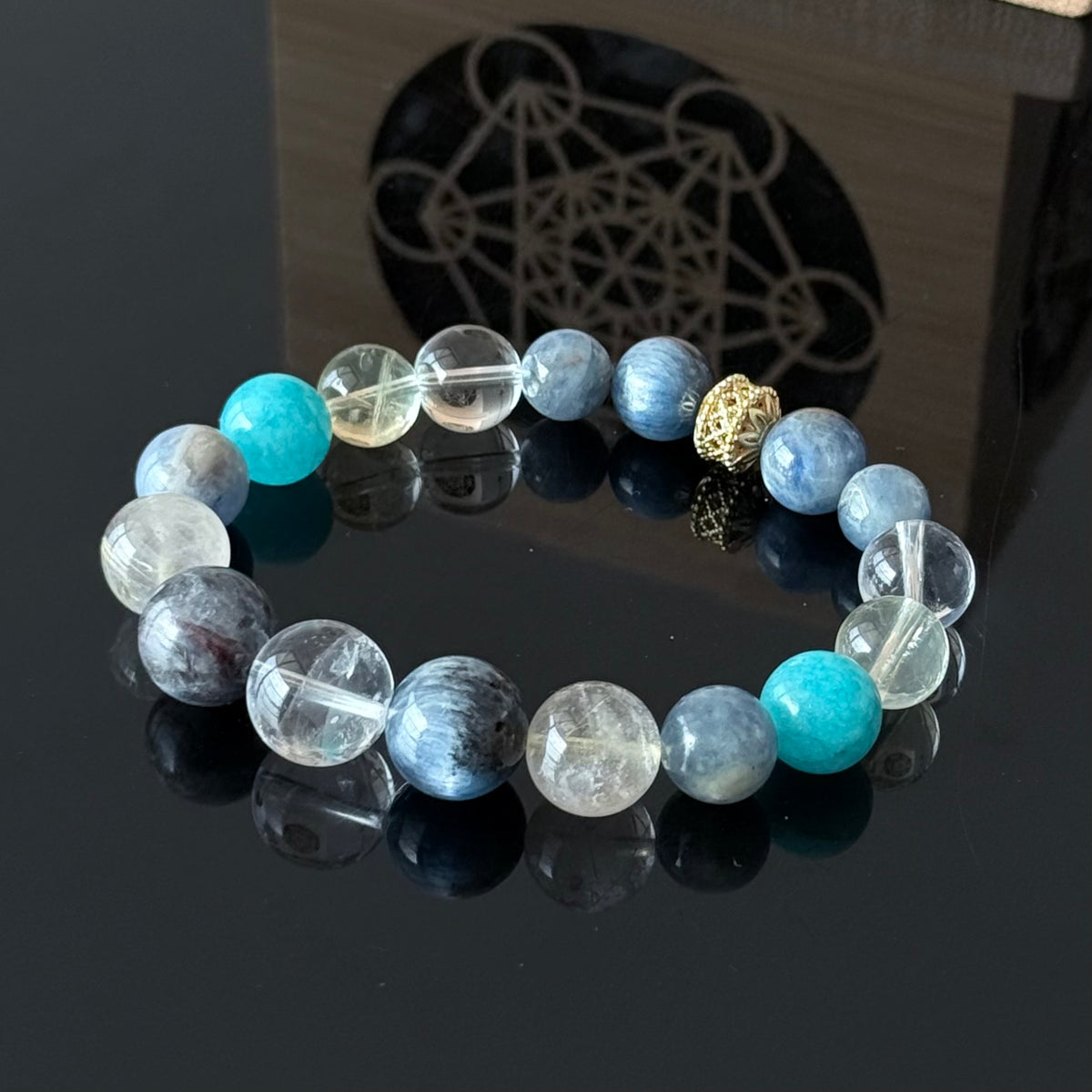 Blue Kyanite & Apatite Crystal Bracelet with Clear Quartz