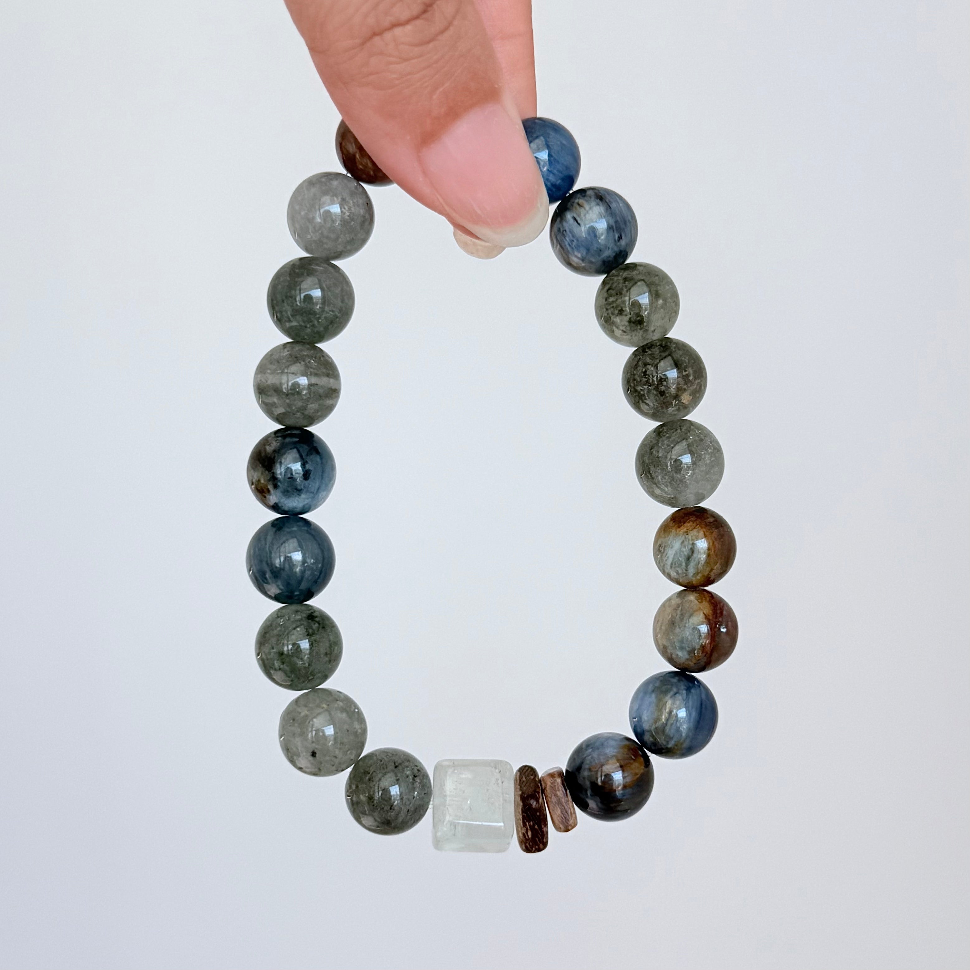 Kyanite & Labradorite Crystal Bracelet