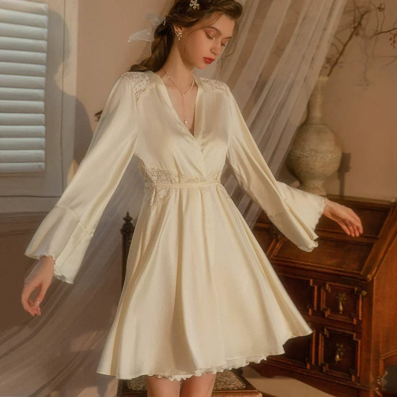 Julia Ice Silk Set