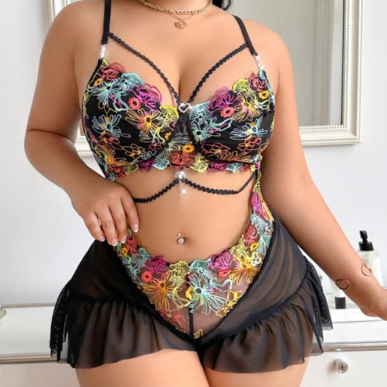 Plus Size Mesh Flower Color Embroidery Lingerie