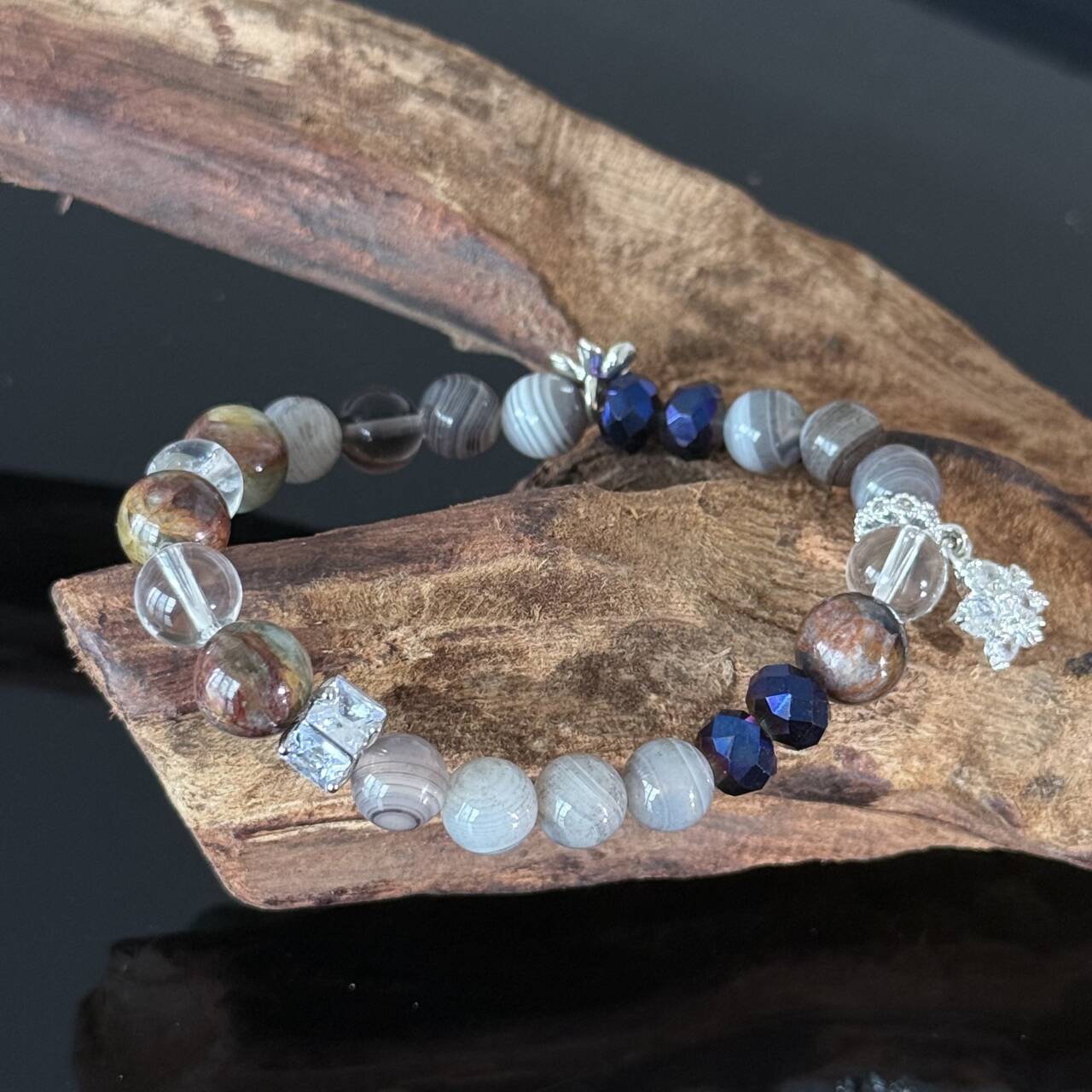 Handcrafted Bracelet featuring Colorful Agate and Clear Crystal — A Handmade Healing Gemstone Bracelet with a Flower Charm