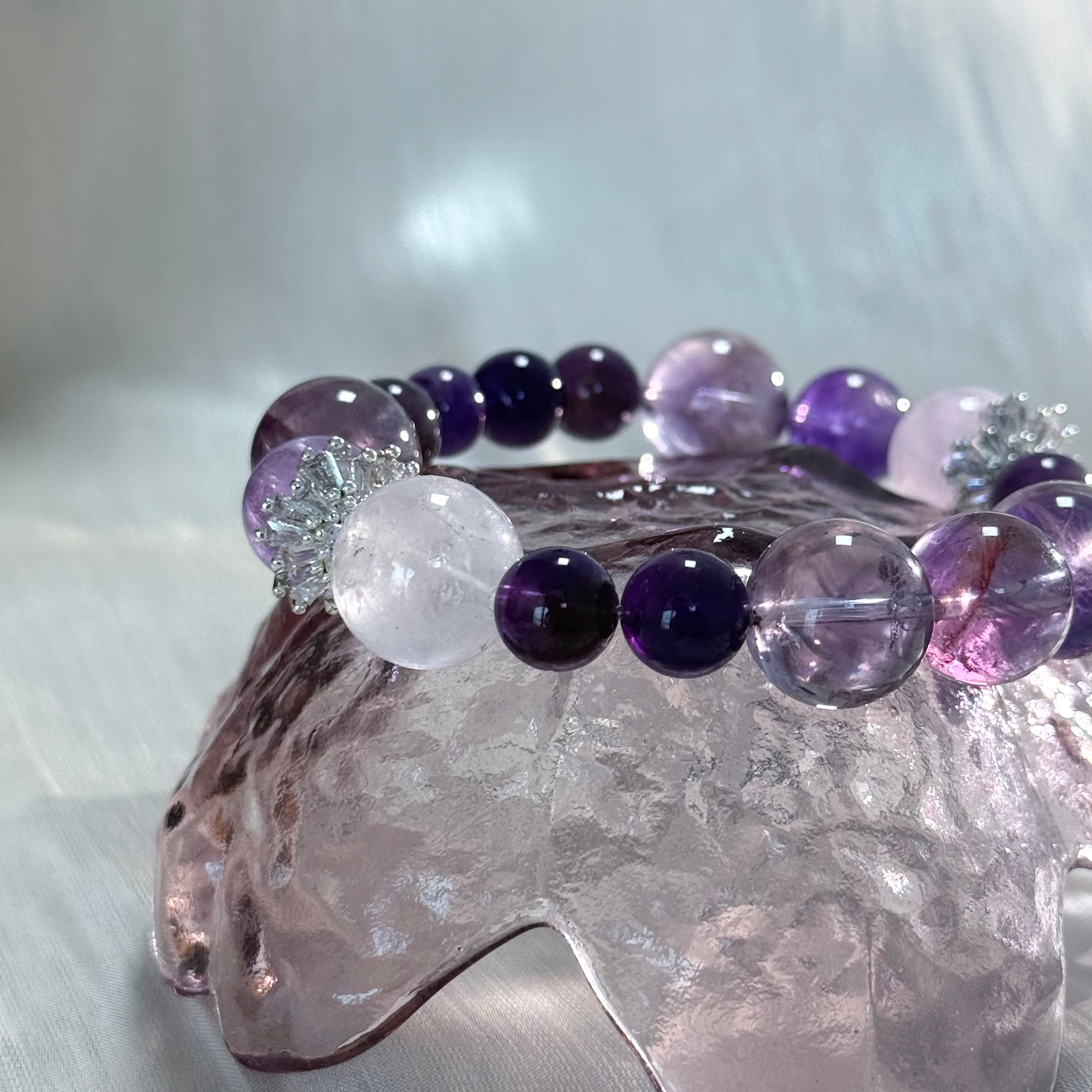 Twilight Amethyst | Like wearing the starlight of dusk upon your hand.