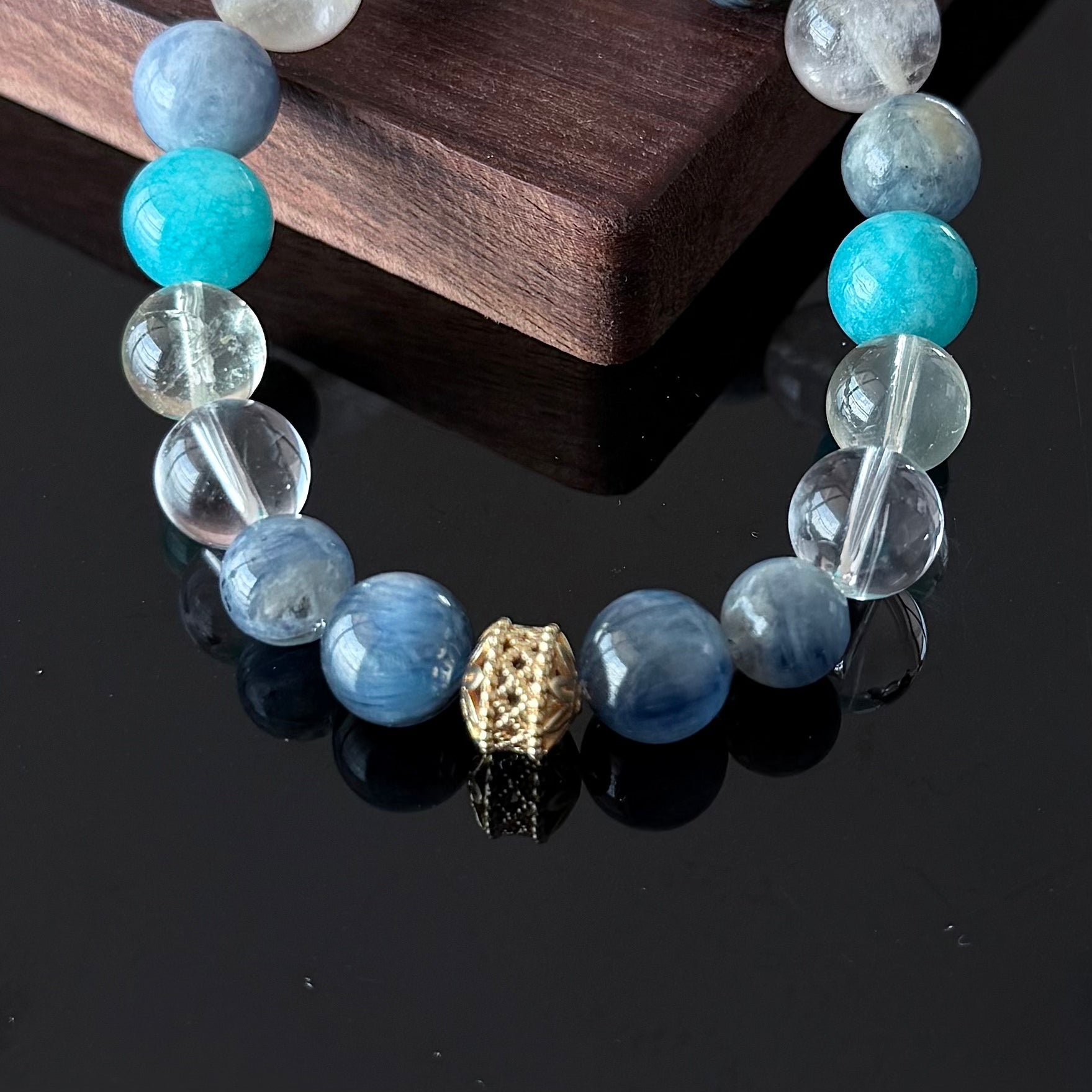 Blue Kyanite & Apatite Crystal Bracelet with Clear Quartz