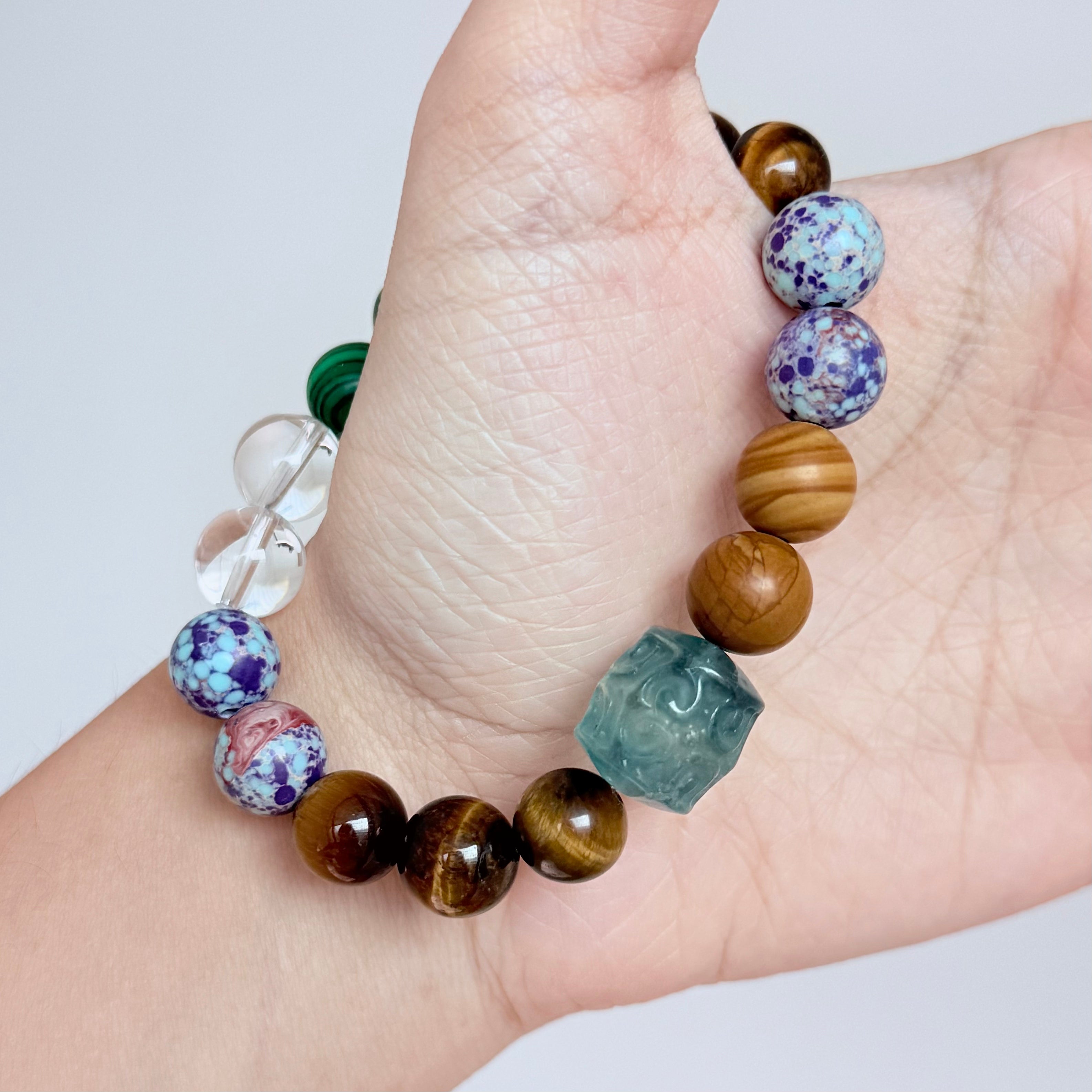Multi-Gemstone Bracelet with Tiger’s Eye, Malachite & Clear Quartz