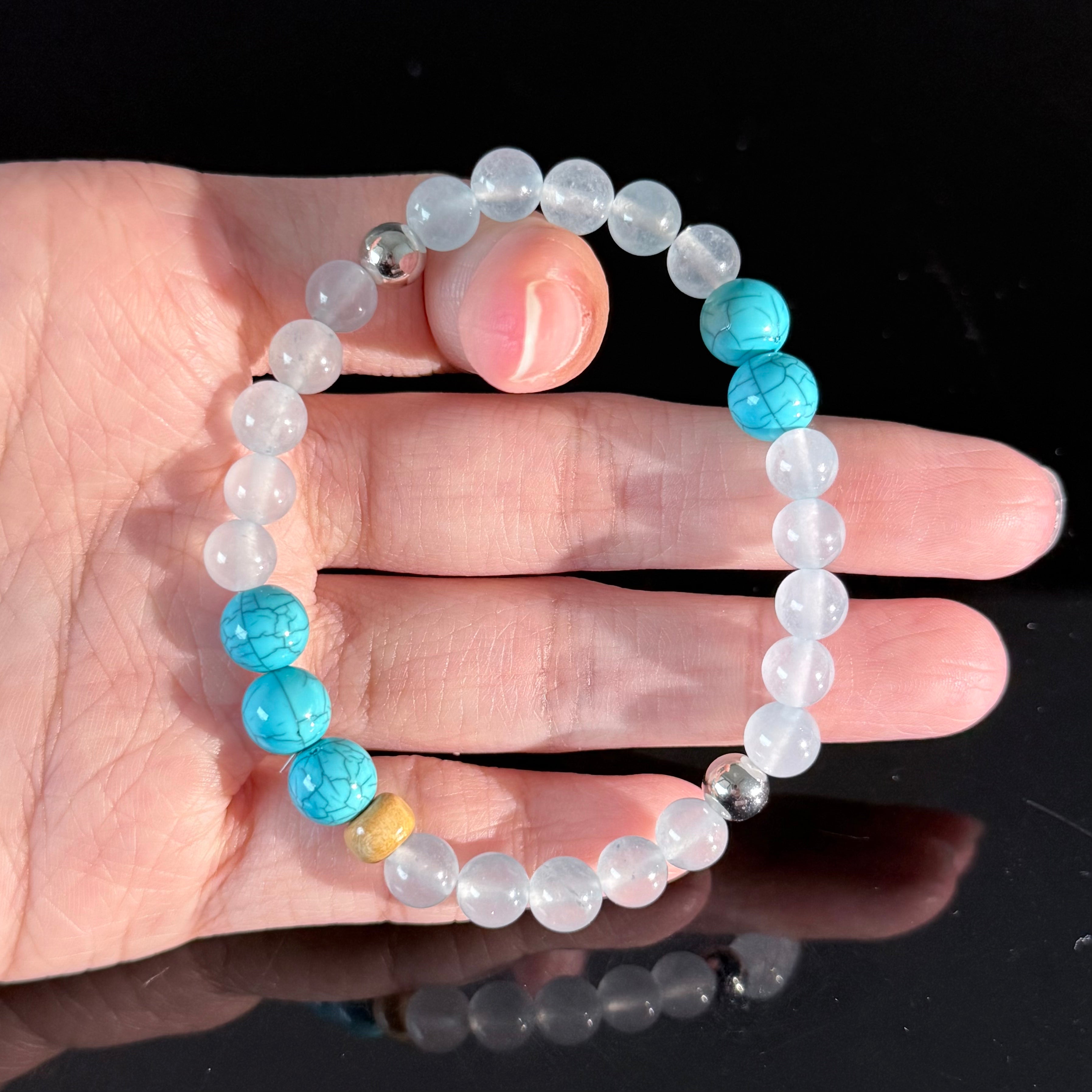 White Jade & Turquoise Bracelet – Crystal Bracelet for Aquarius & Sagittarius
